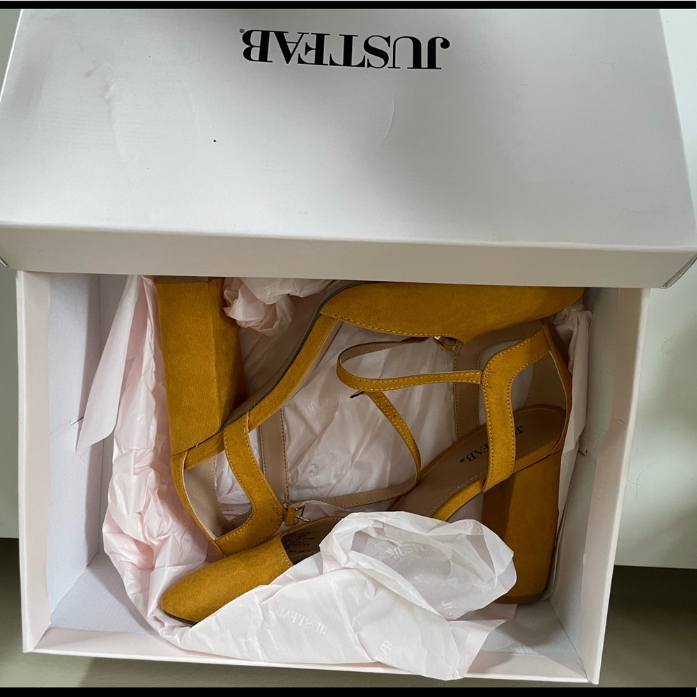 JustFab Larisa Block-heel Pump (golden yellow)